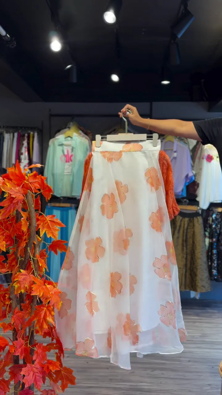 ember lace blouse & floral sheer skirt