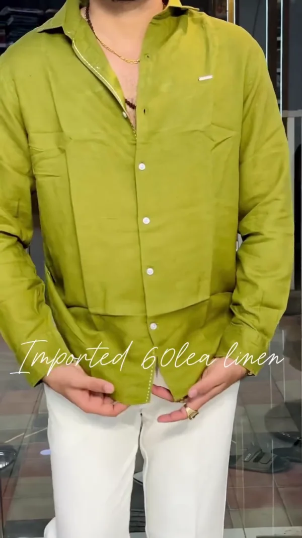 men comfort fit solid spread collar cotton casual
